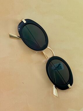 Free People Black Oval Frame Sunglasses with Gold Accents - Women Accessories